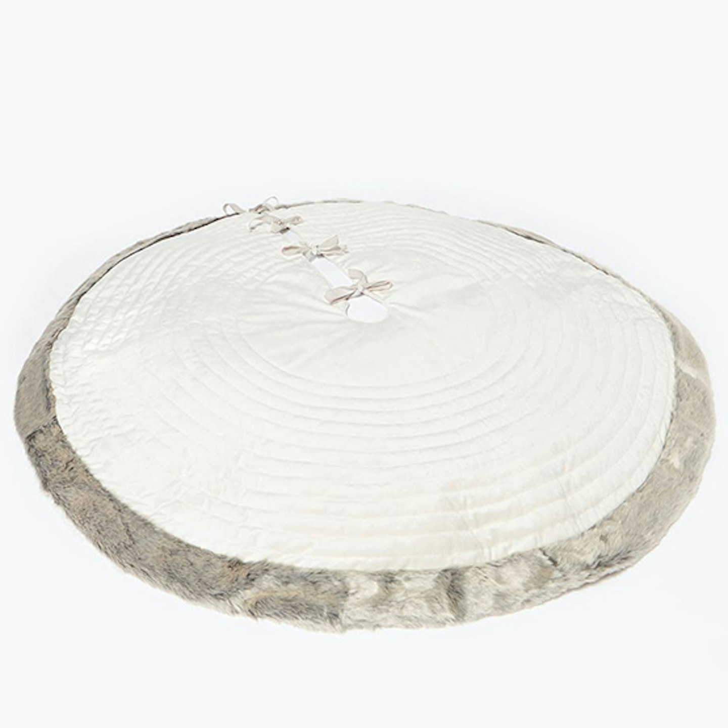 Christmas tree skirts the best ones to buy 2021